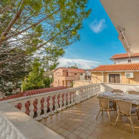 Apartment Manda