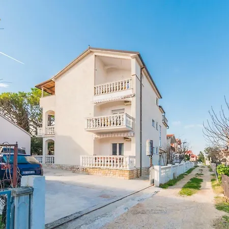 Manda Apartment